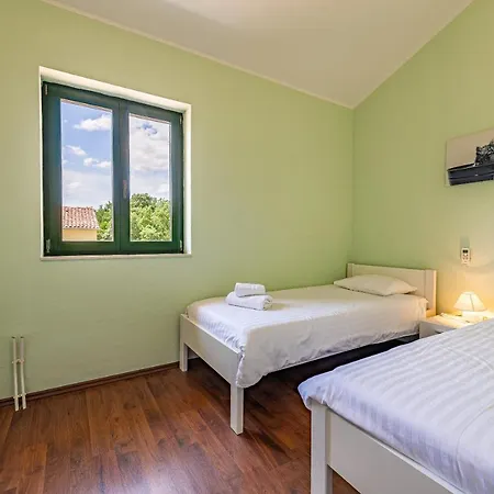 Holiday Nika Holiday home
