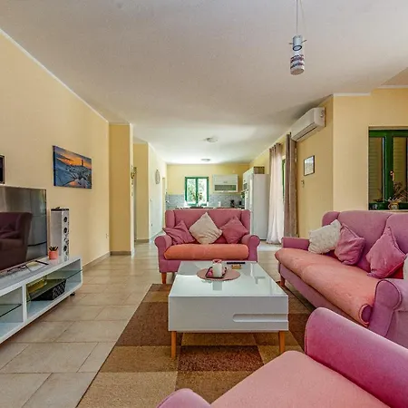 Holiday home Holiday Nika
