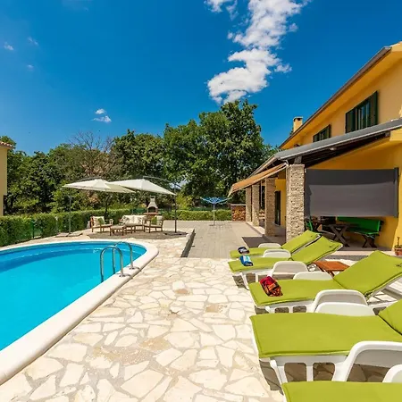 Holiday home Holiday Nika